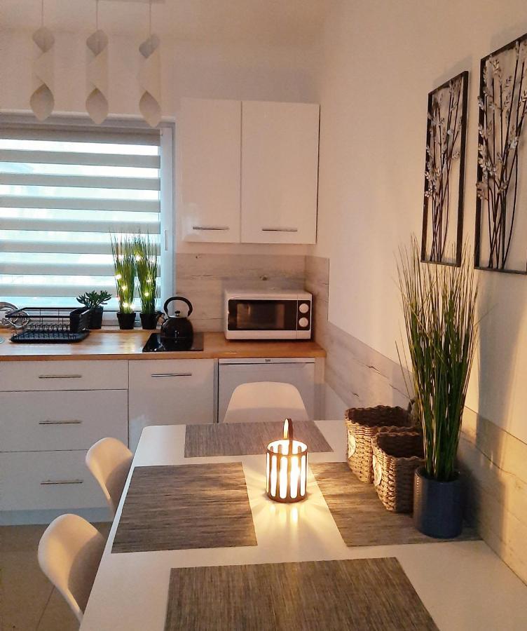 Apartamenty Sol Mare Сарбиново Экстерьер фото