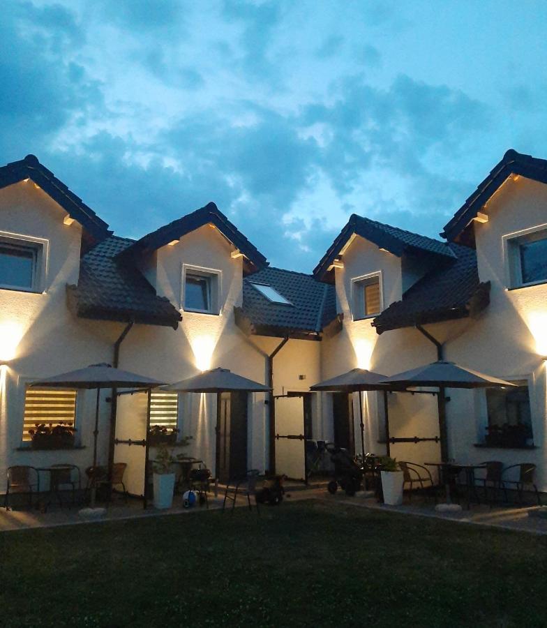 Apartamenty Sol Mare Сарбиново Экстерьер фото